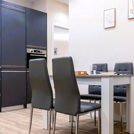 Dona Berenguela By Gaiarooms Appartement León
