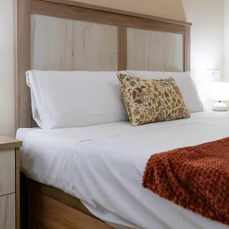 Dona Berenguela By Gaiarooms